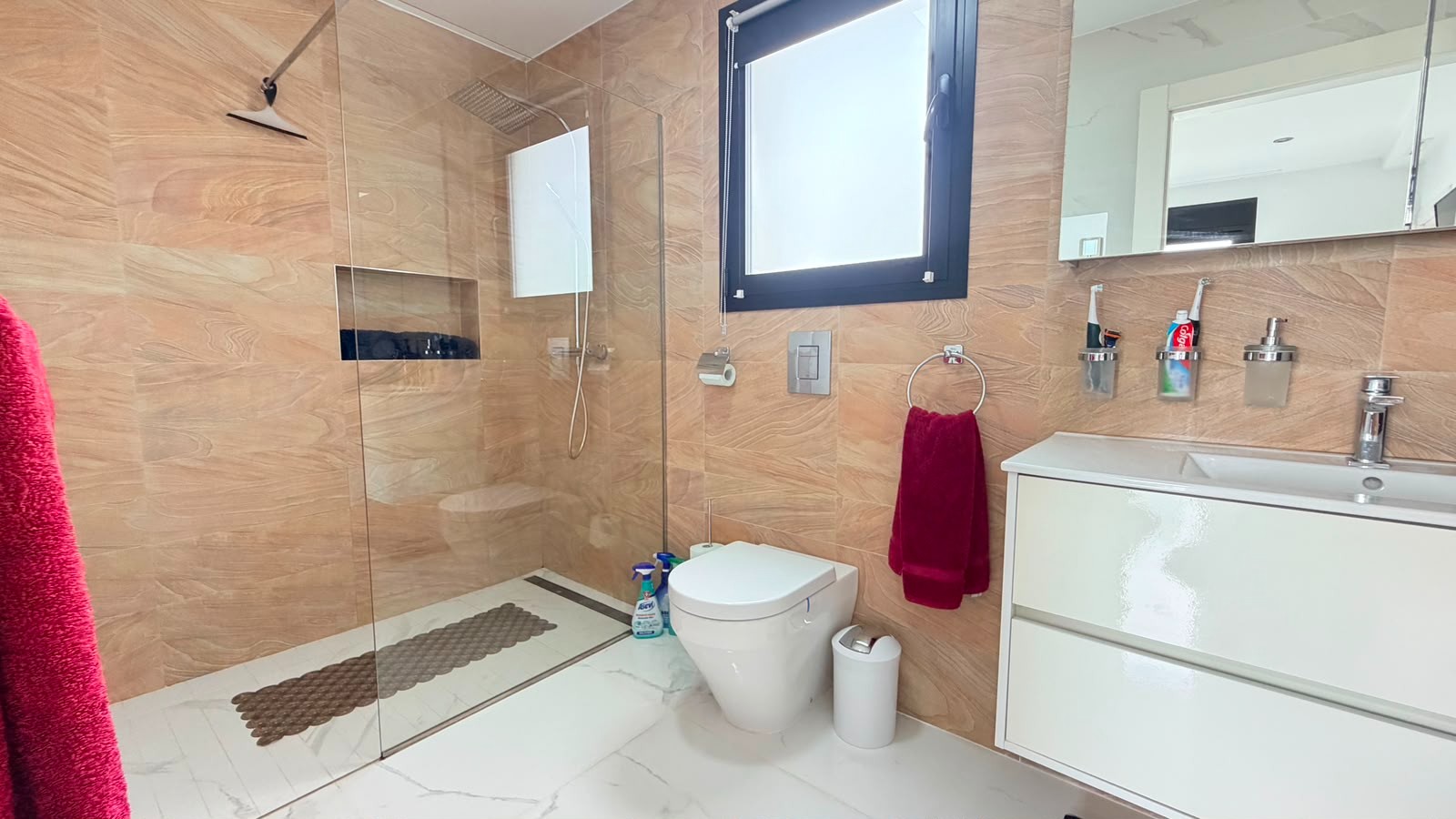 Villa for Sale in Los Montesinos, Alicante