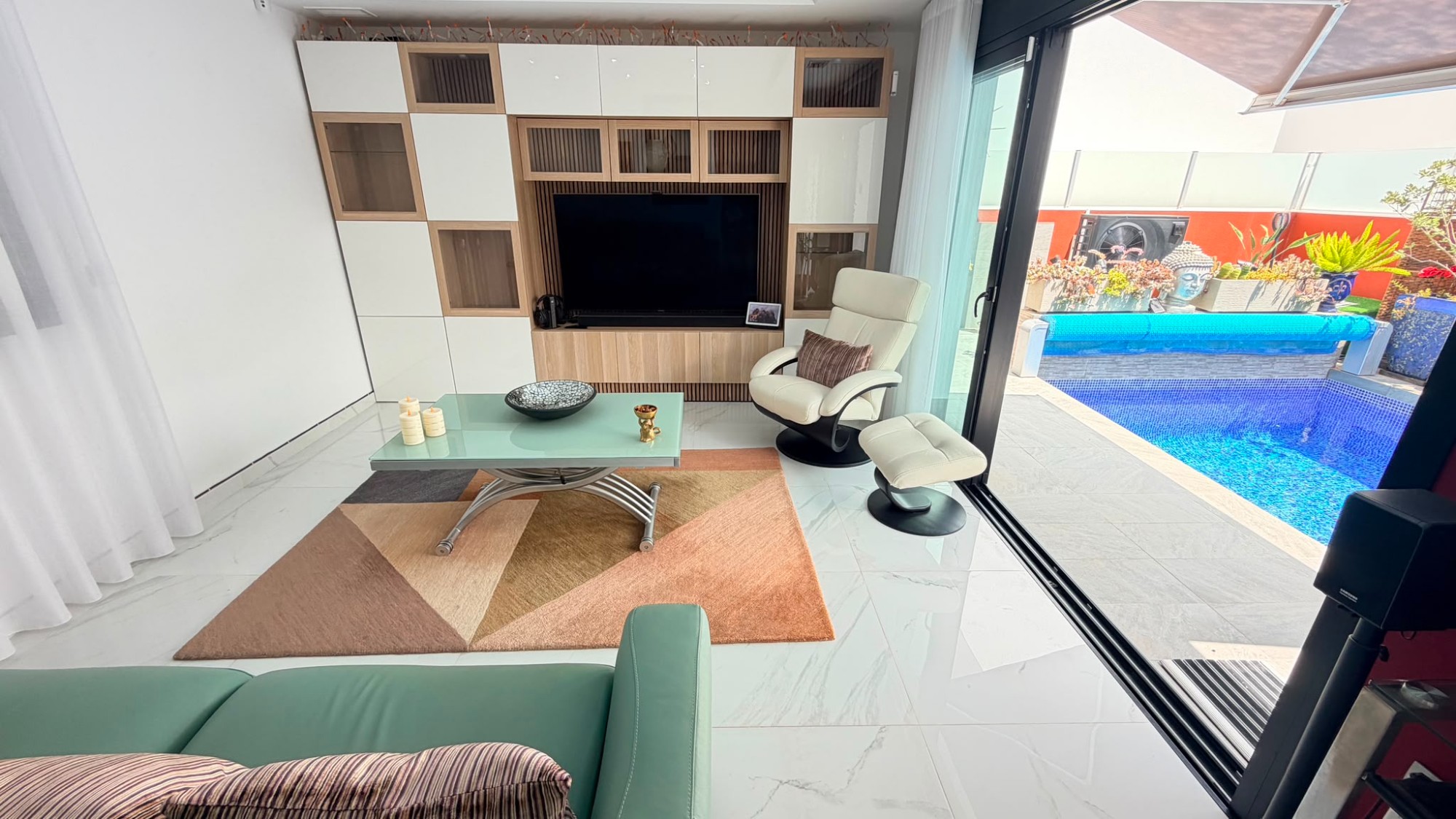 Villa for Sale in Los Montesinos, Alicante