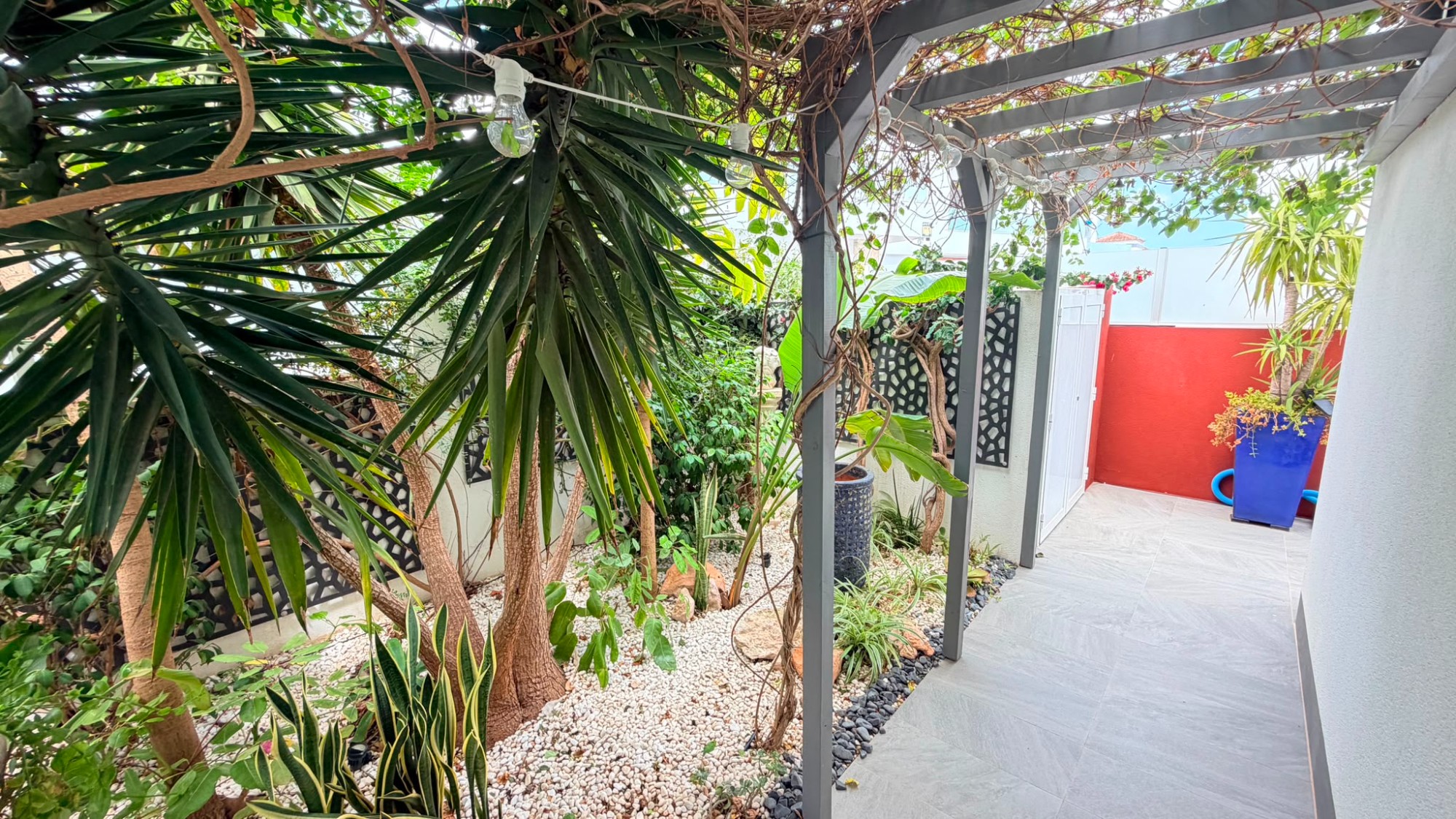 Villa for Sale in Los Montesinos, Alicante