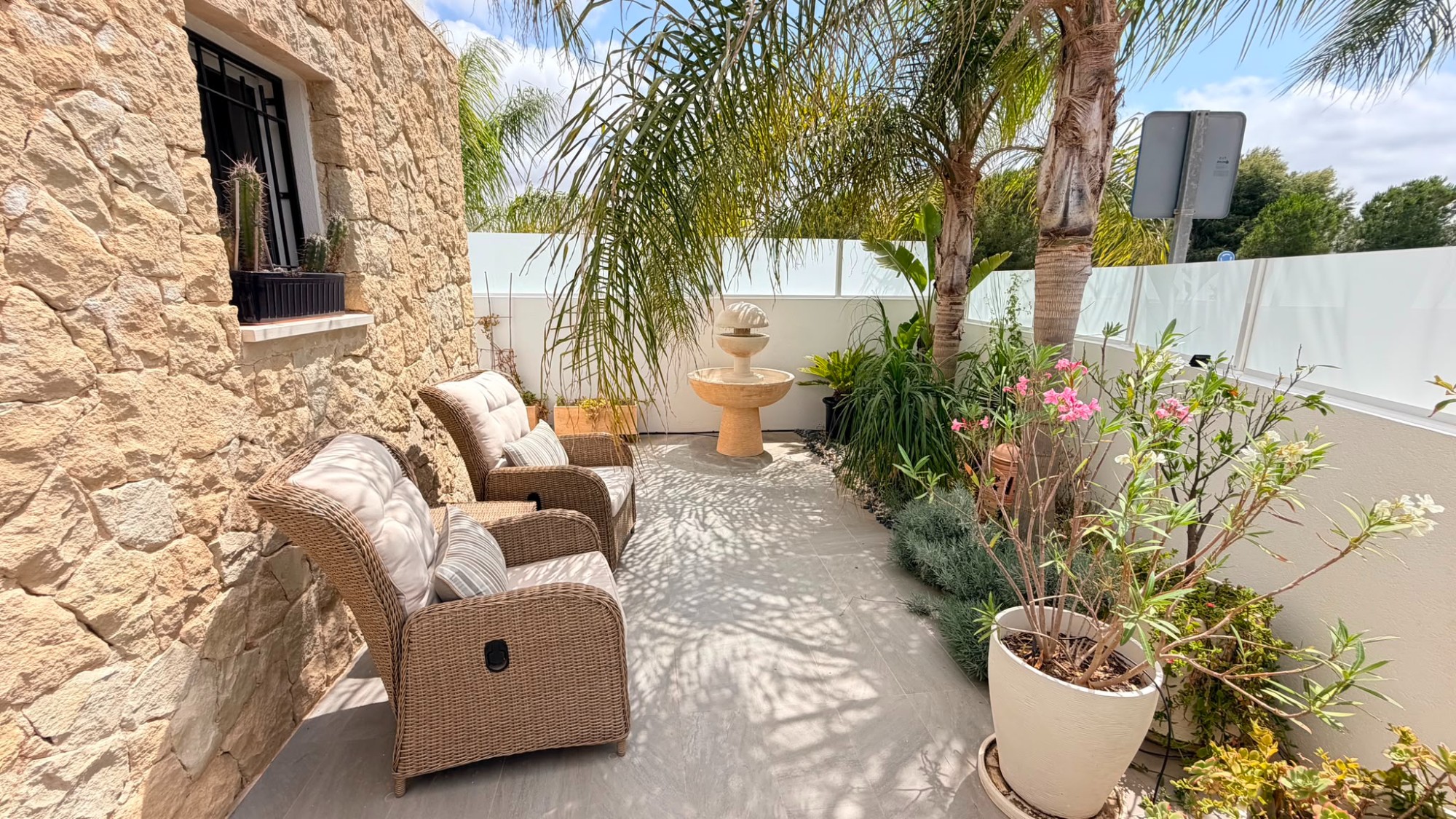 Villa for Sale in Los Montesinos, Alicante