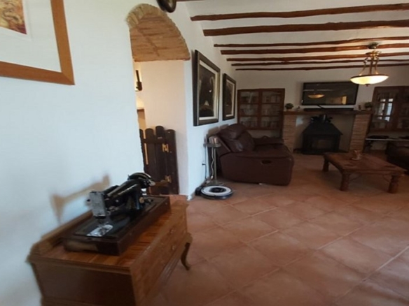 584