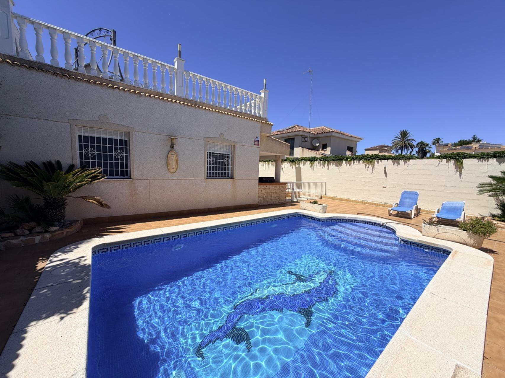 Villa for Sale in Torrevieja, Alicante