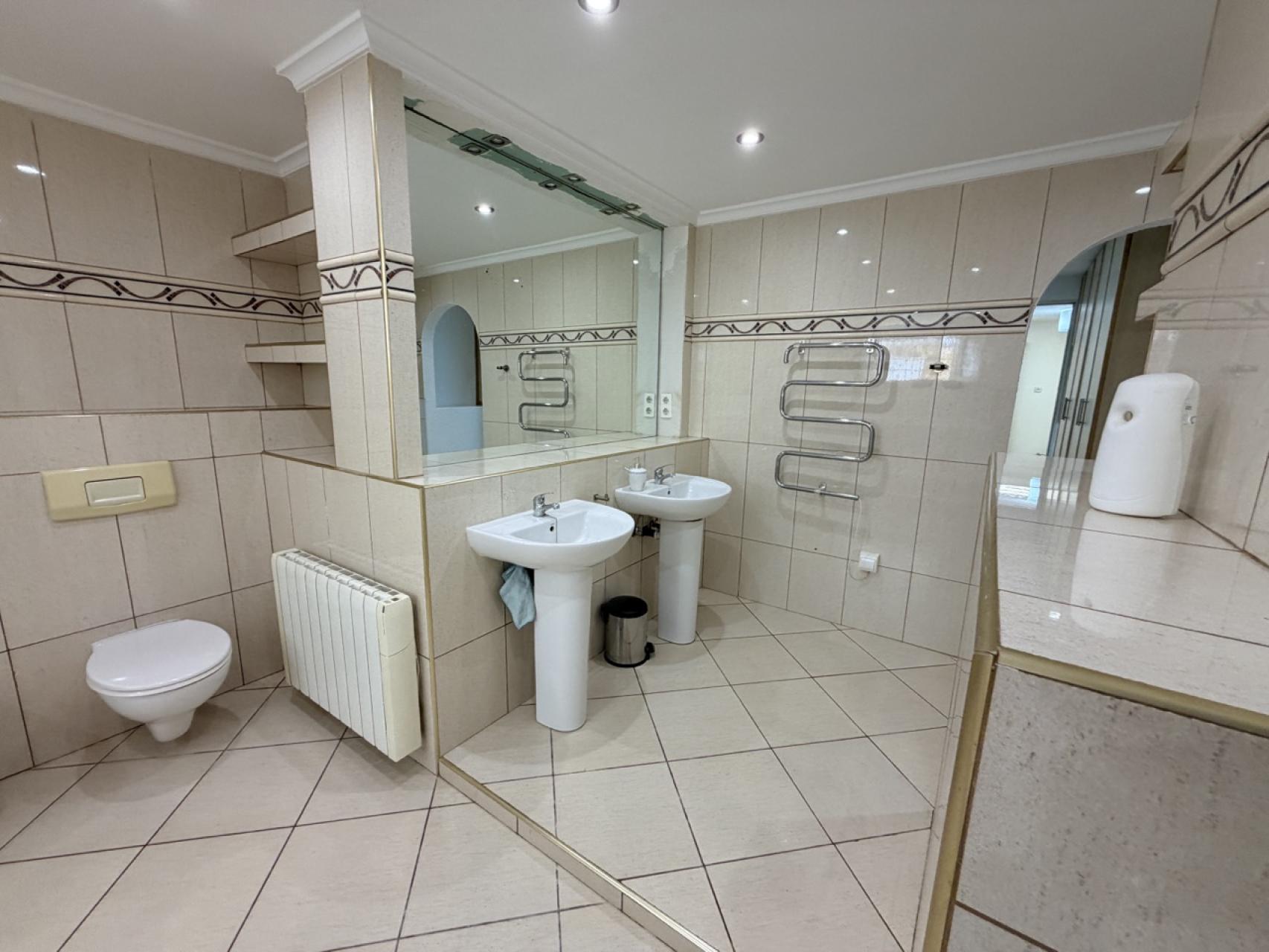 Villa for Sale in Torrevieja, Alicante