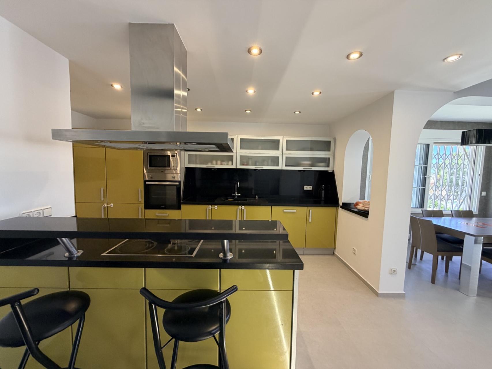 Villa for Sale in Torrevieja, Alicante