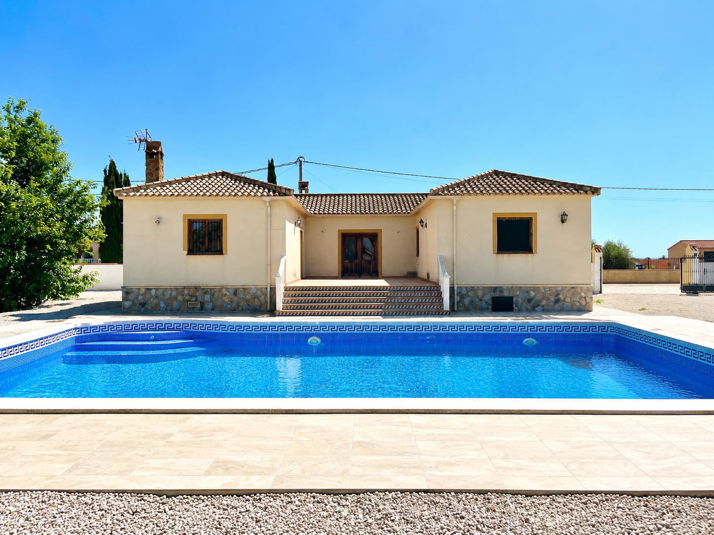 Villa for Sale in Catral, Alicante