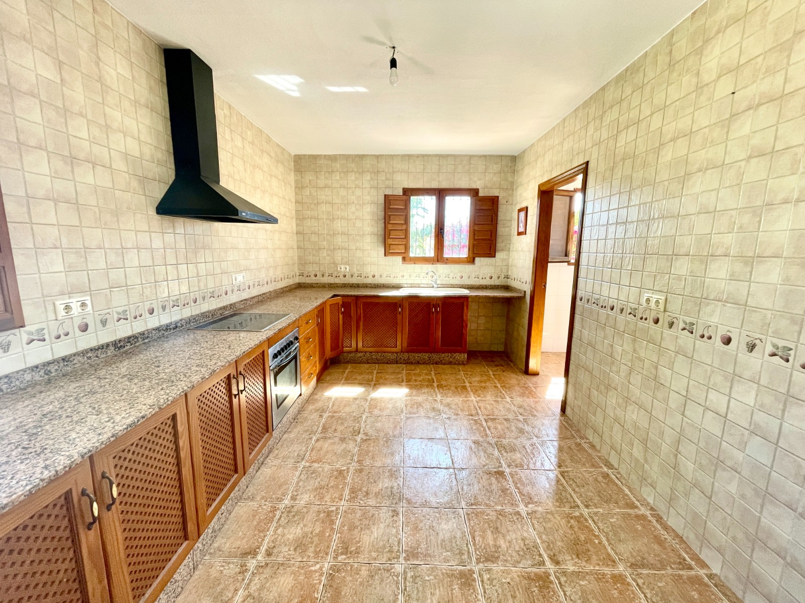 Villa for Sale in Catral, Alicante