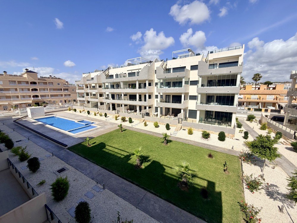 Apartment for Sale in Orihuela Costa, Alicante