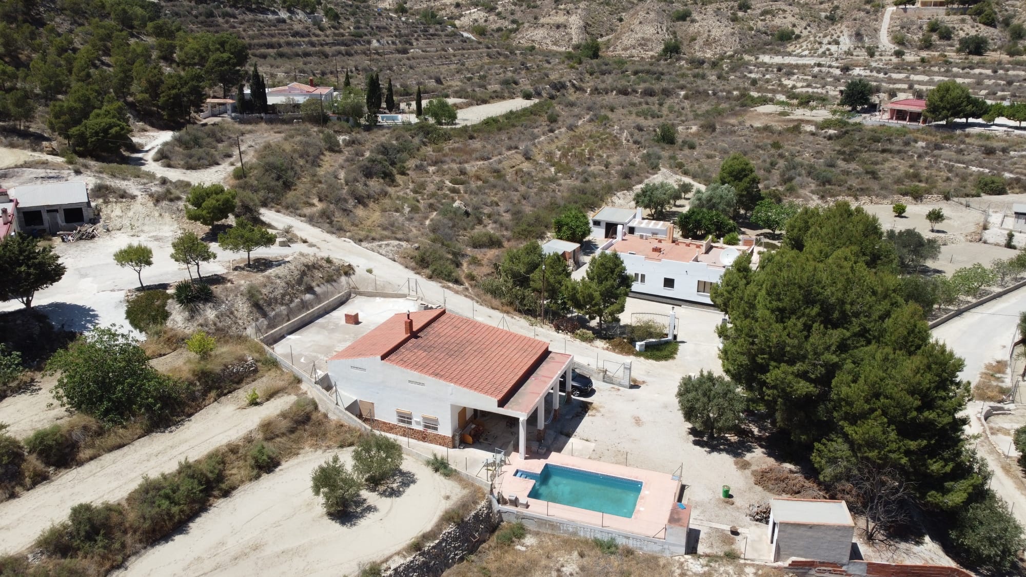 o_1jq03jsmn1mh07li1oi0130p6rj32 Country House for Sale in Crevillent, Alicante