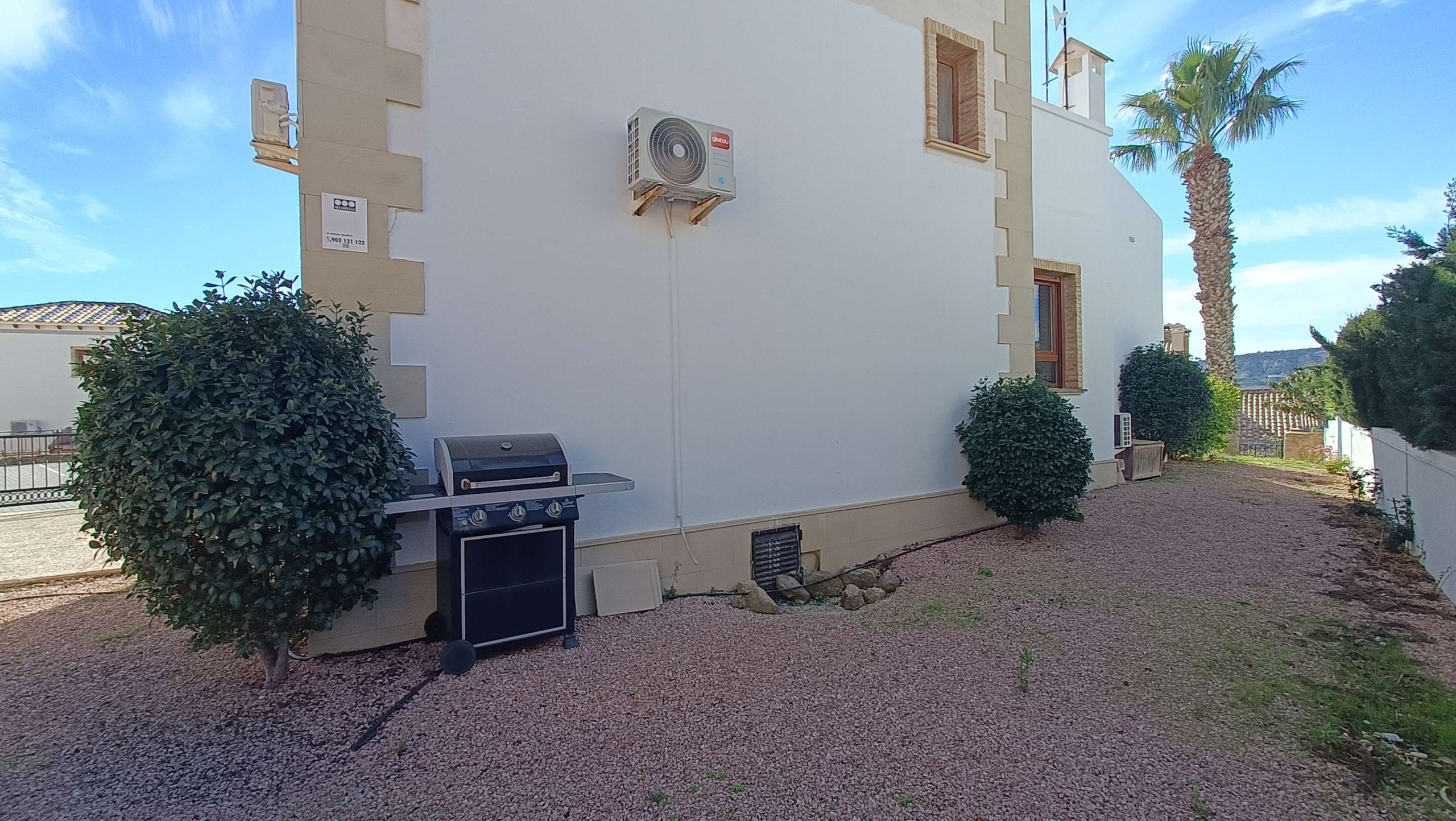 Villa for Sale in Algorfa, Alicante