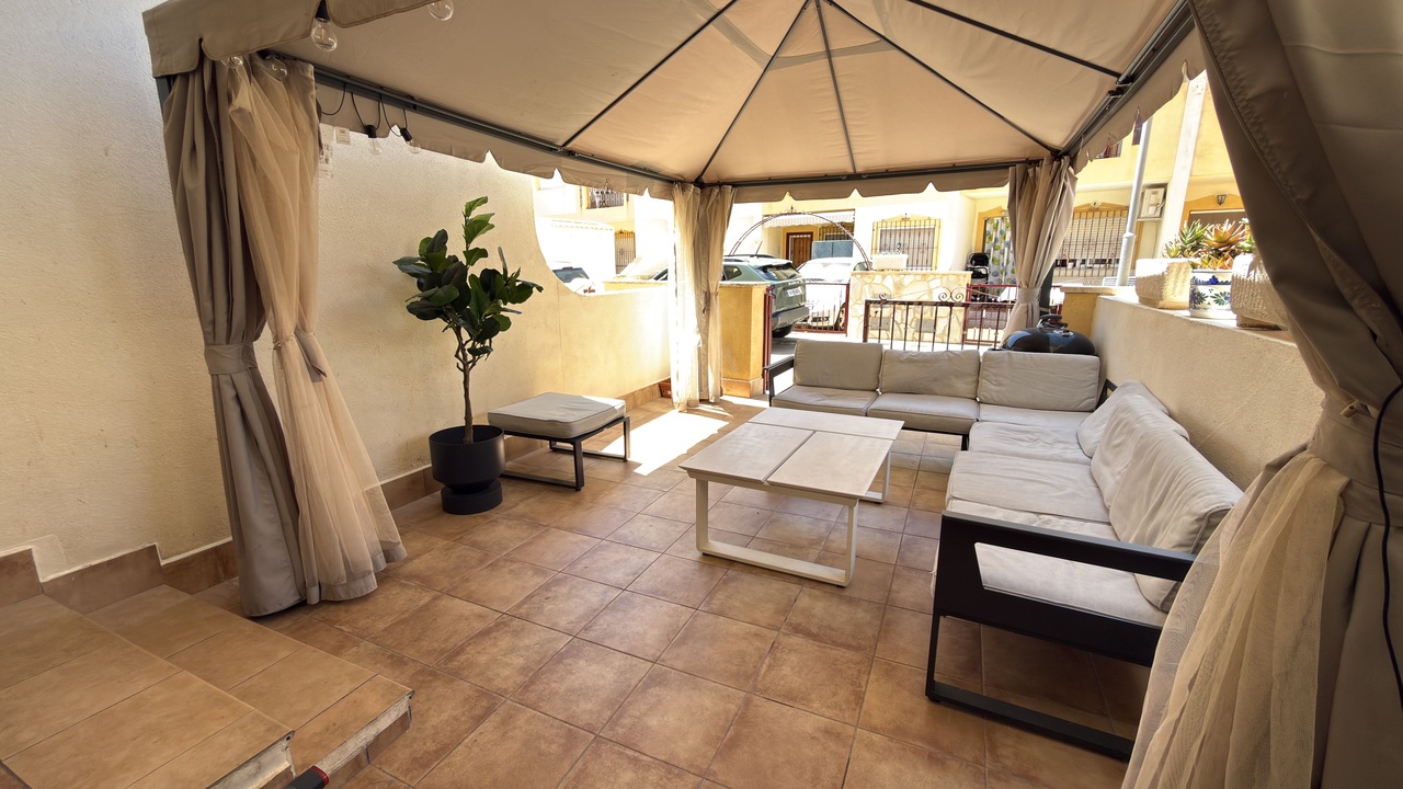 Town House for Sale in La Zenia, Alicante
