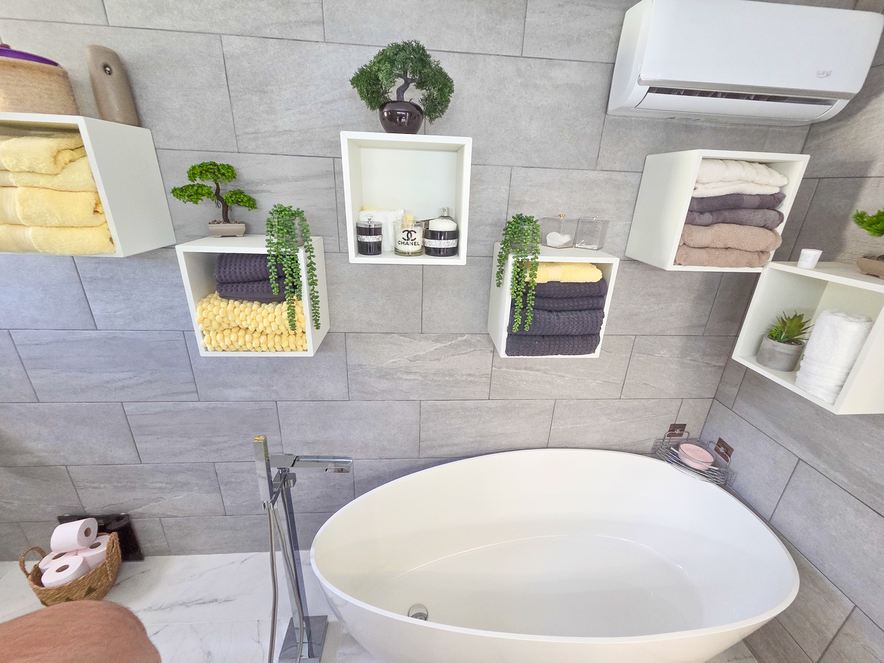 Villa for Sale in Crevillent, Alicante