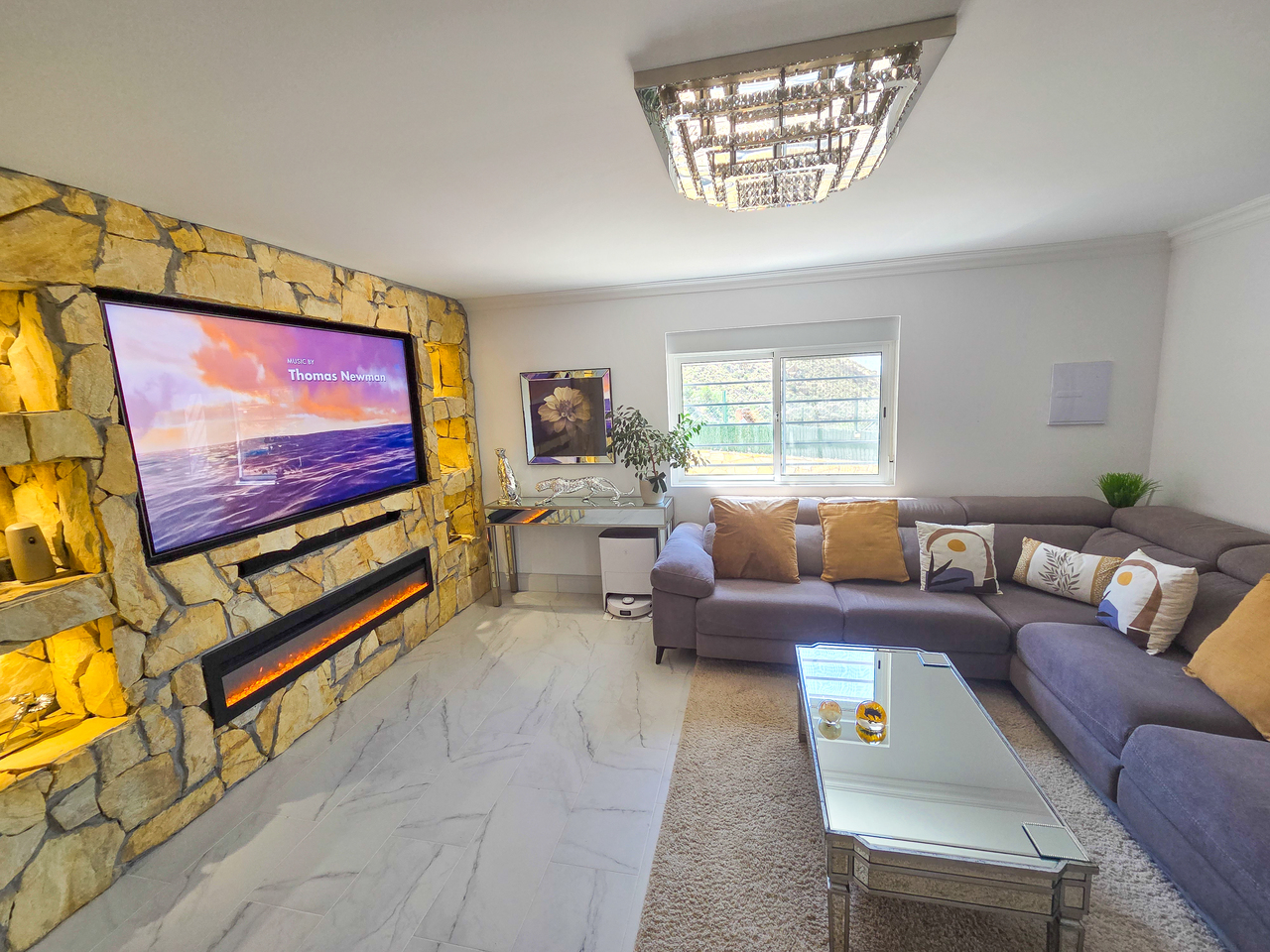 Villa for Sale in Crevillent, Alicante
