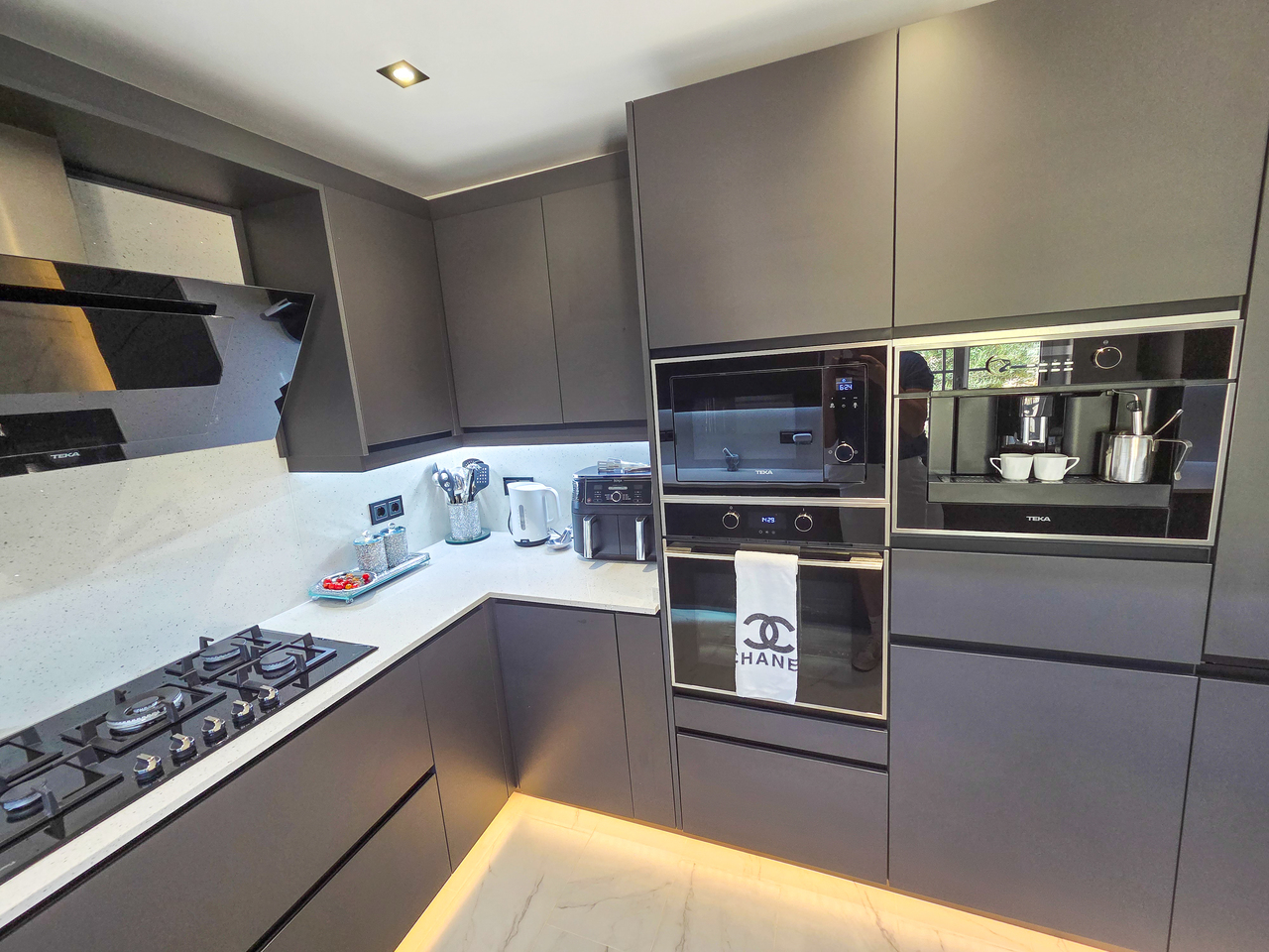 Villa for Sale in Crevillent, Alicante