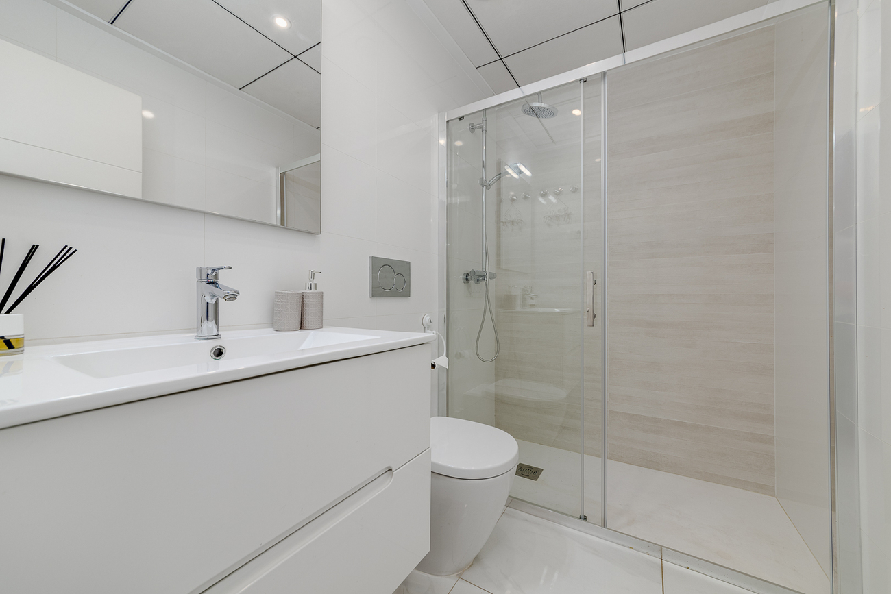 Town House for Sale in Villamartin, Alicante