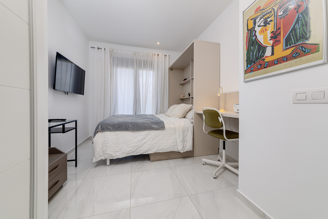 Town House for Sale in Villamartin, Alicante
