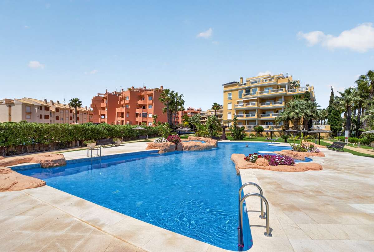 Apartment for Sale in Cabo Roig, Alicante