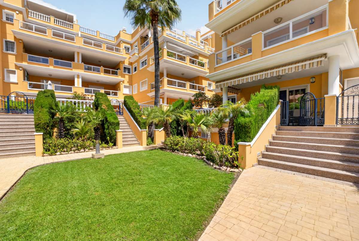 Apartment for Sale in Cabo Roig, Alicante