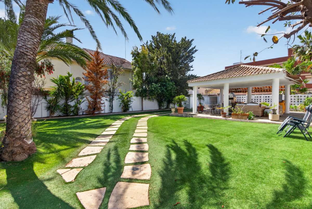 Villa for Sale in Lo Pagan, Murcia