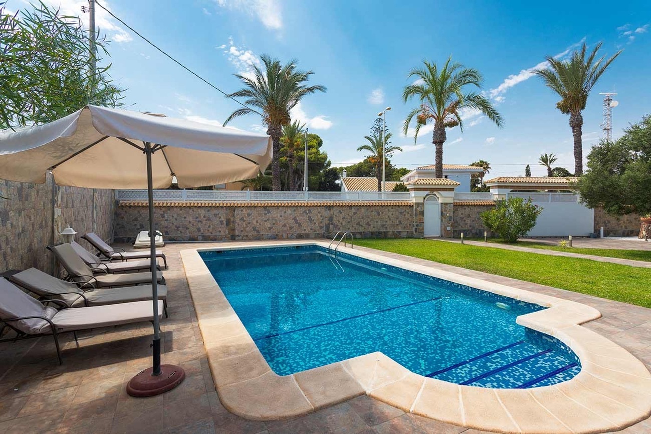 Villa for Sale in Orihuela Costa, Alicante
