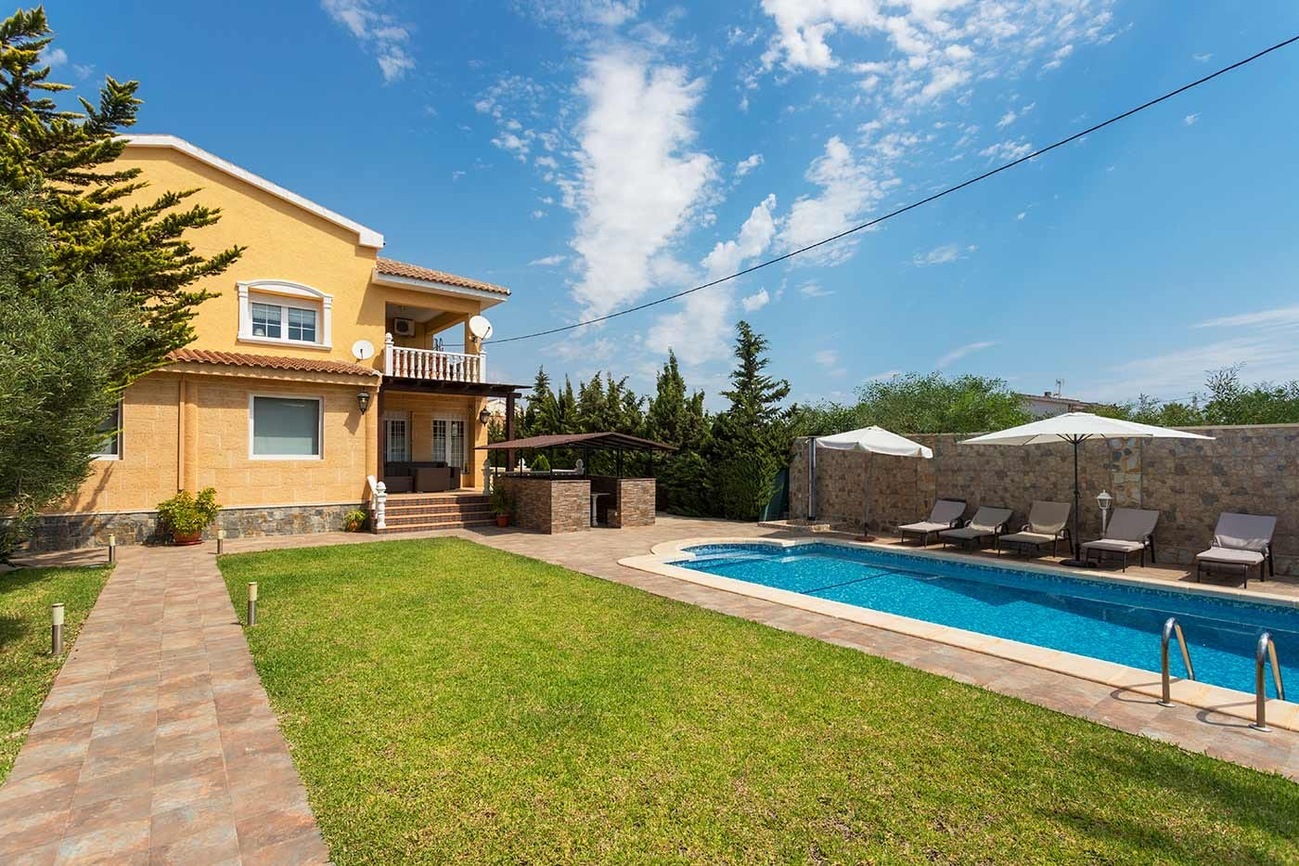 Villa for Sale in Orihuela Costa, Alicante