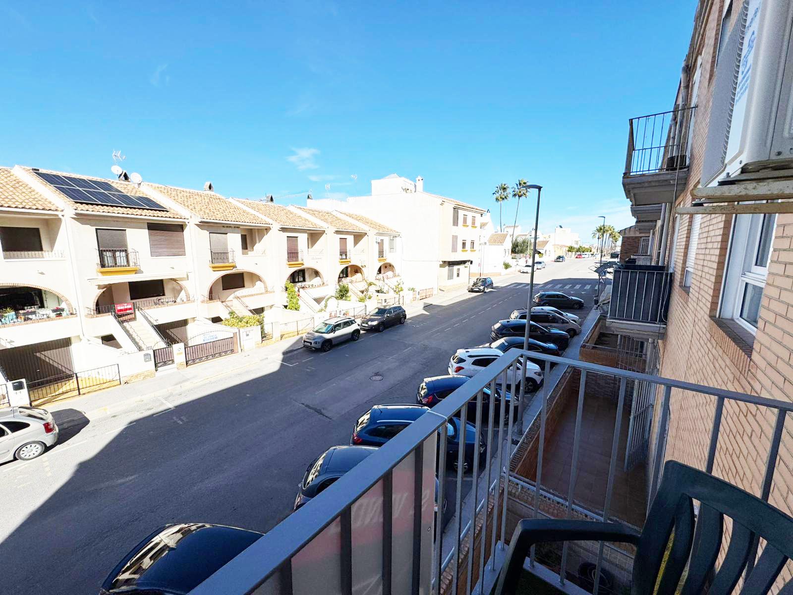 Apartment for Sale in San Miguel de Salinas, Alicante