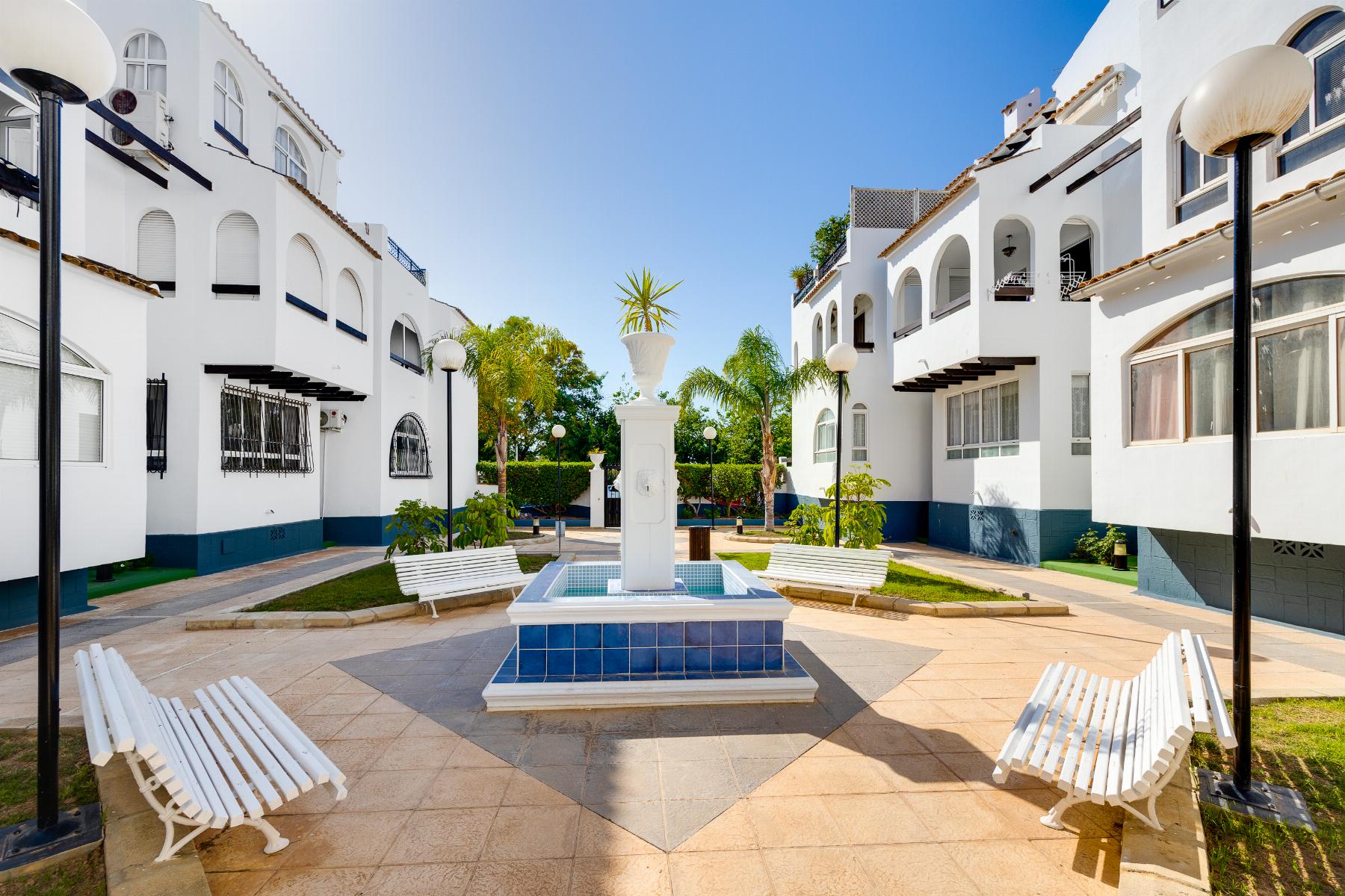 Bungalow for Sale in Torrevieja, Alicante