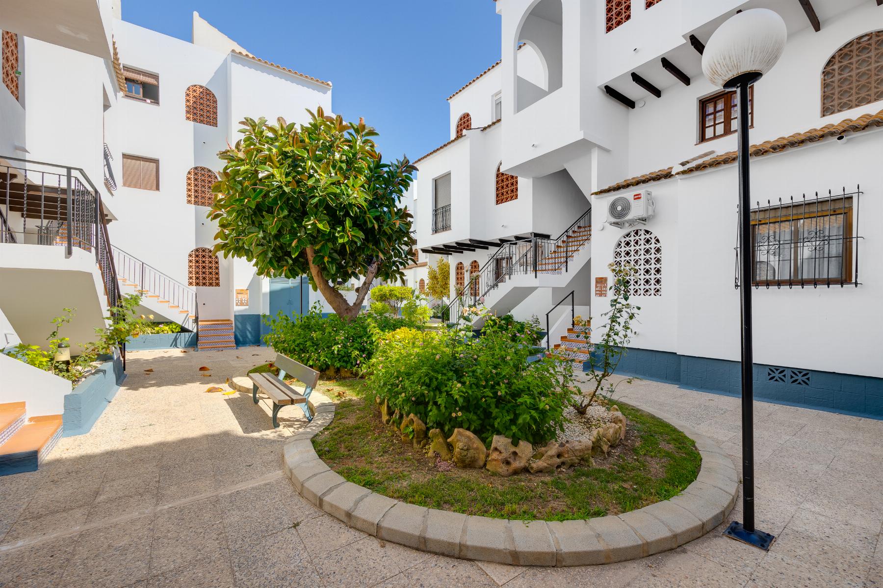 Bungalow for Sale in Torrevieja, Alicante