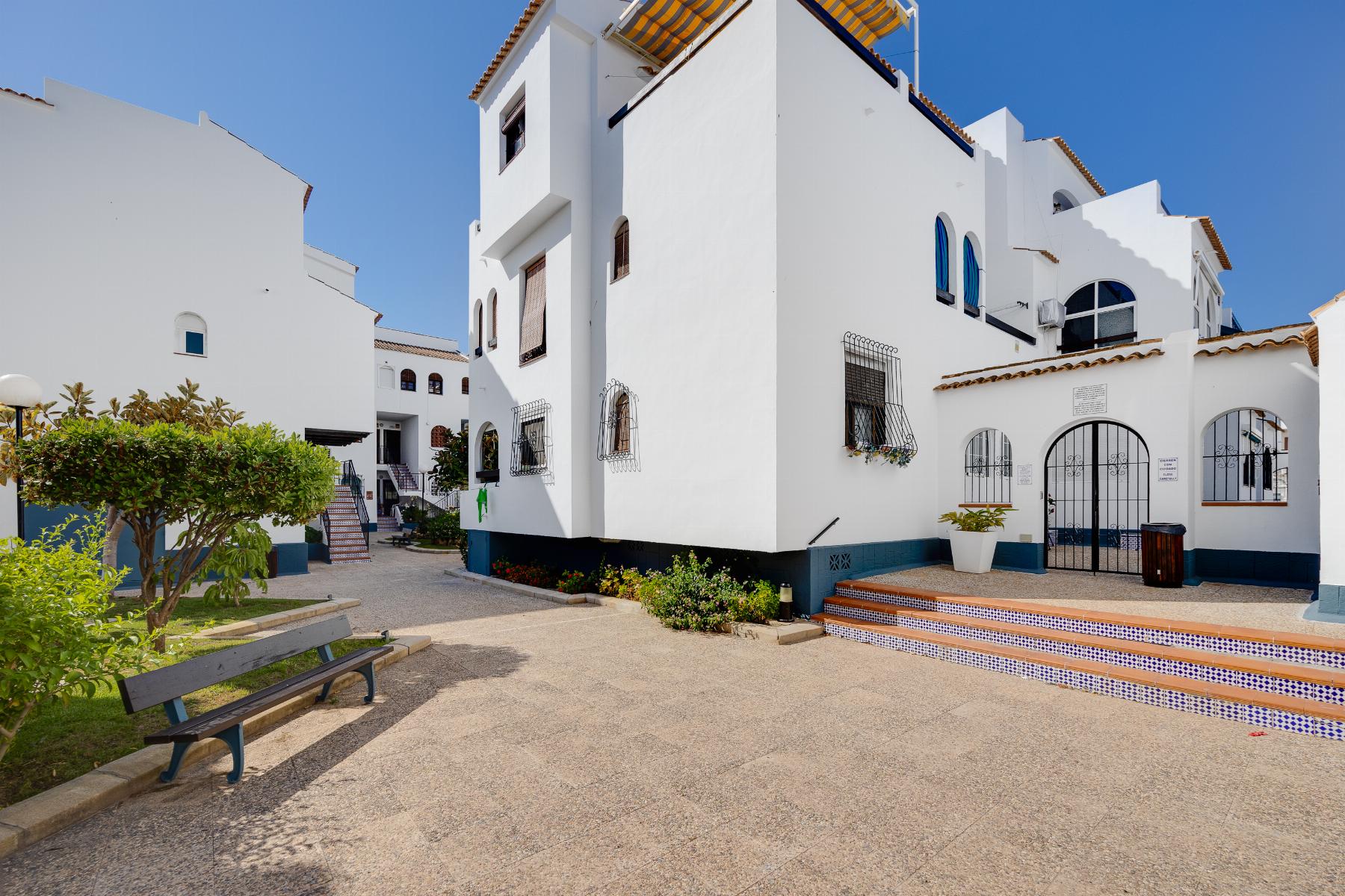 Bungalow for Sale in Torrevieja, Alicante