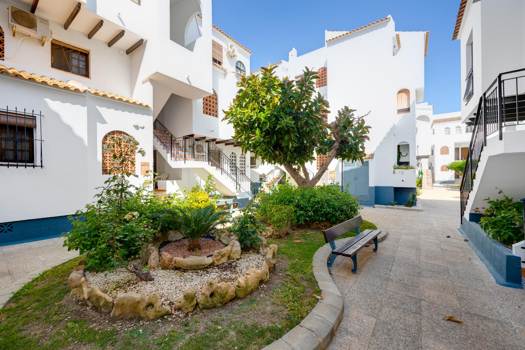 Bungalow for Sale in Torrevieja, Alicante