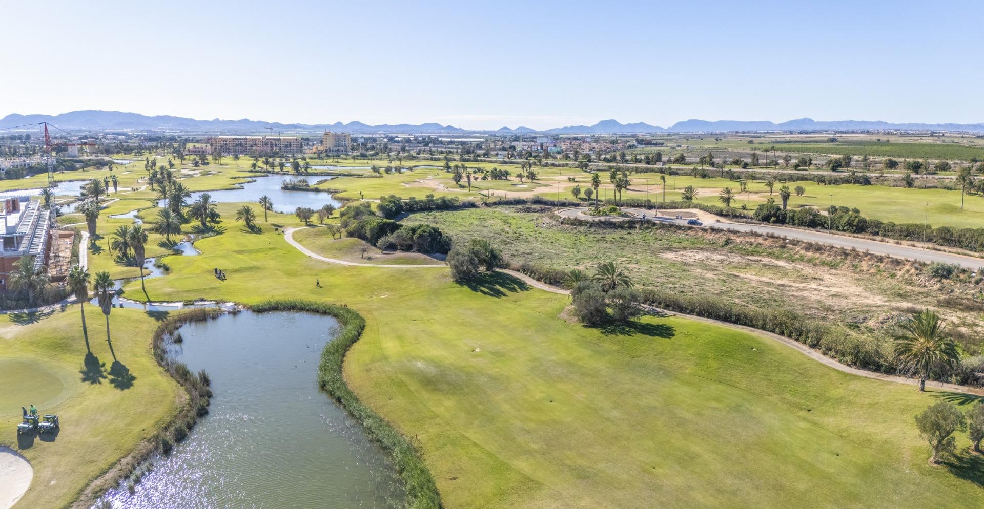 New Build Residential on the Frontline of La Serena Golf in Los Alcázares