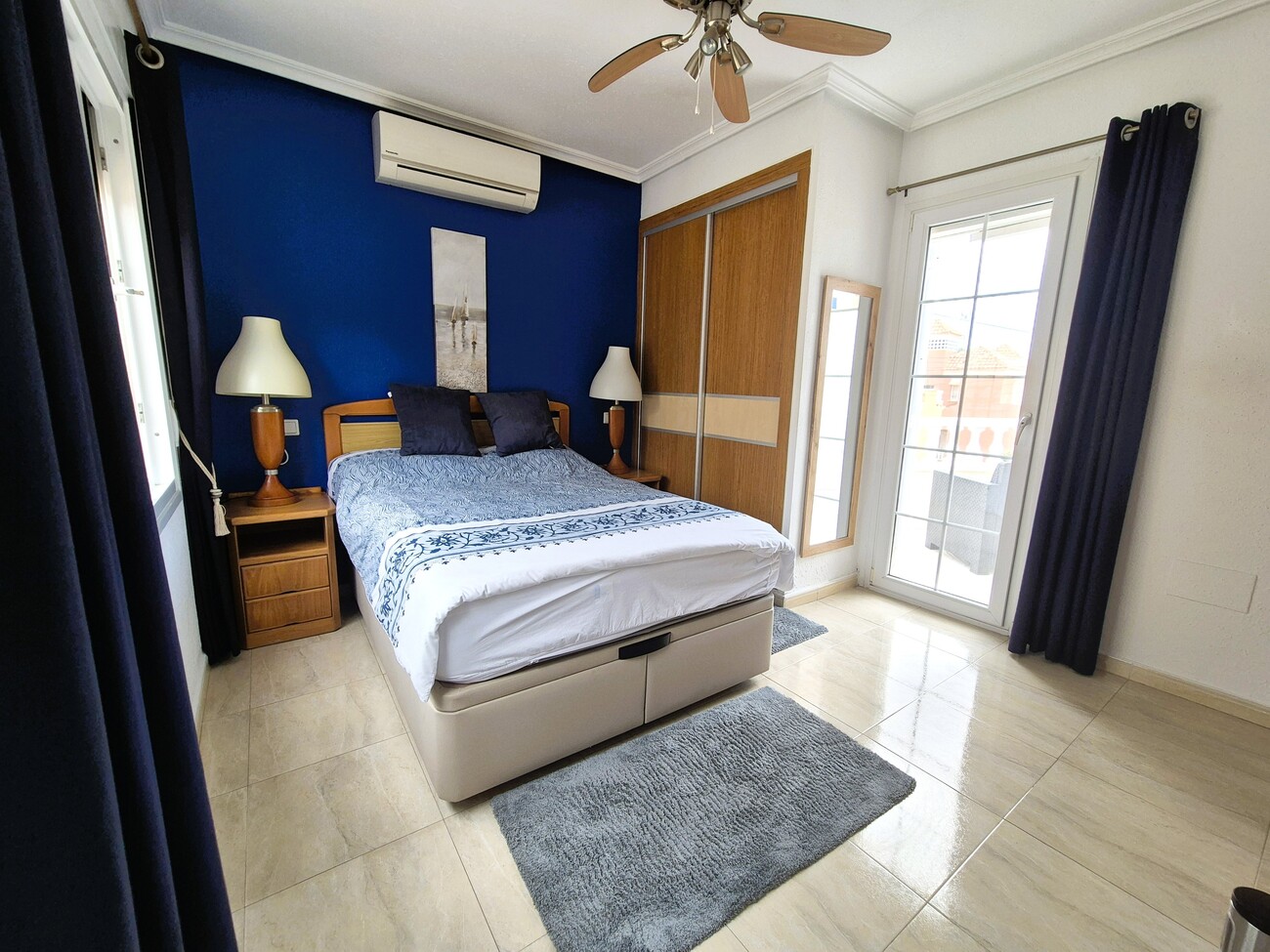 Villa for Sale in Villamartin, Alicante