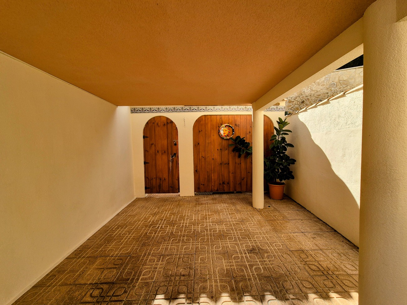 Villa for Sale in Villamartin, Alicante