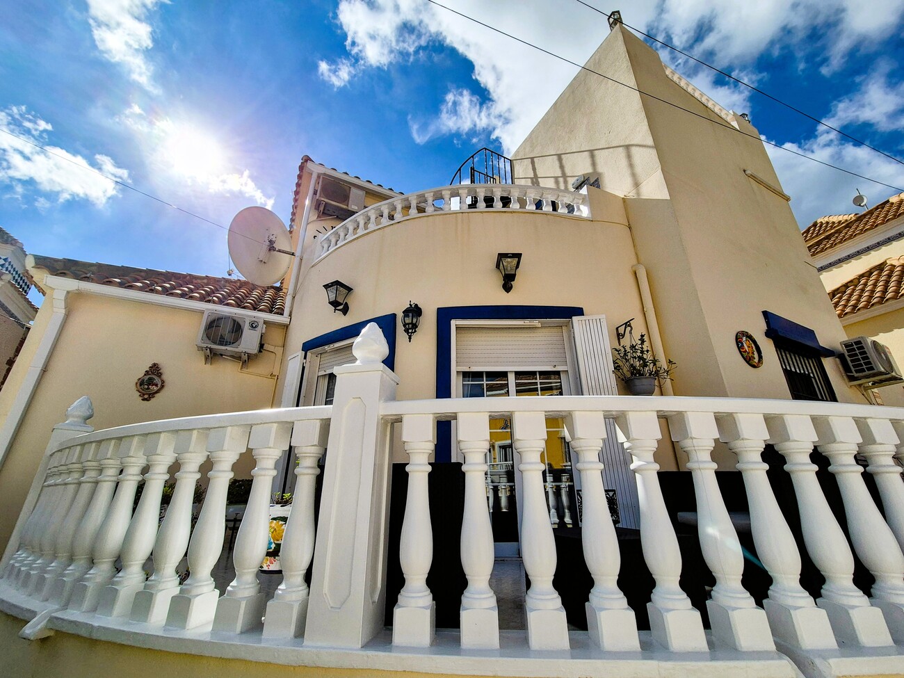 Villa for Sale in Villamartin, Alicante