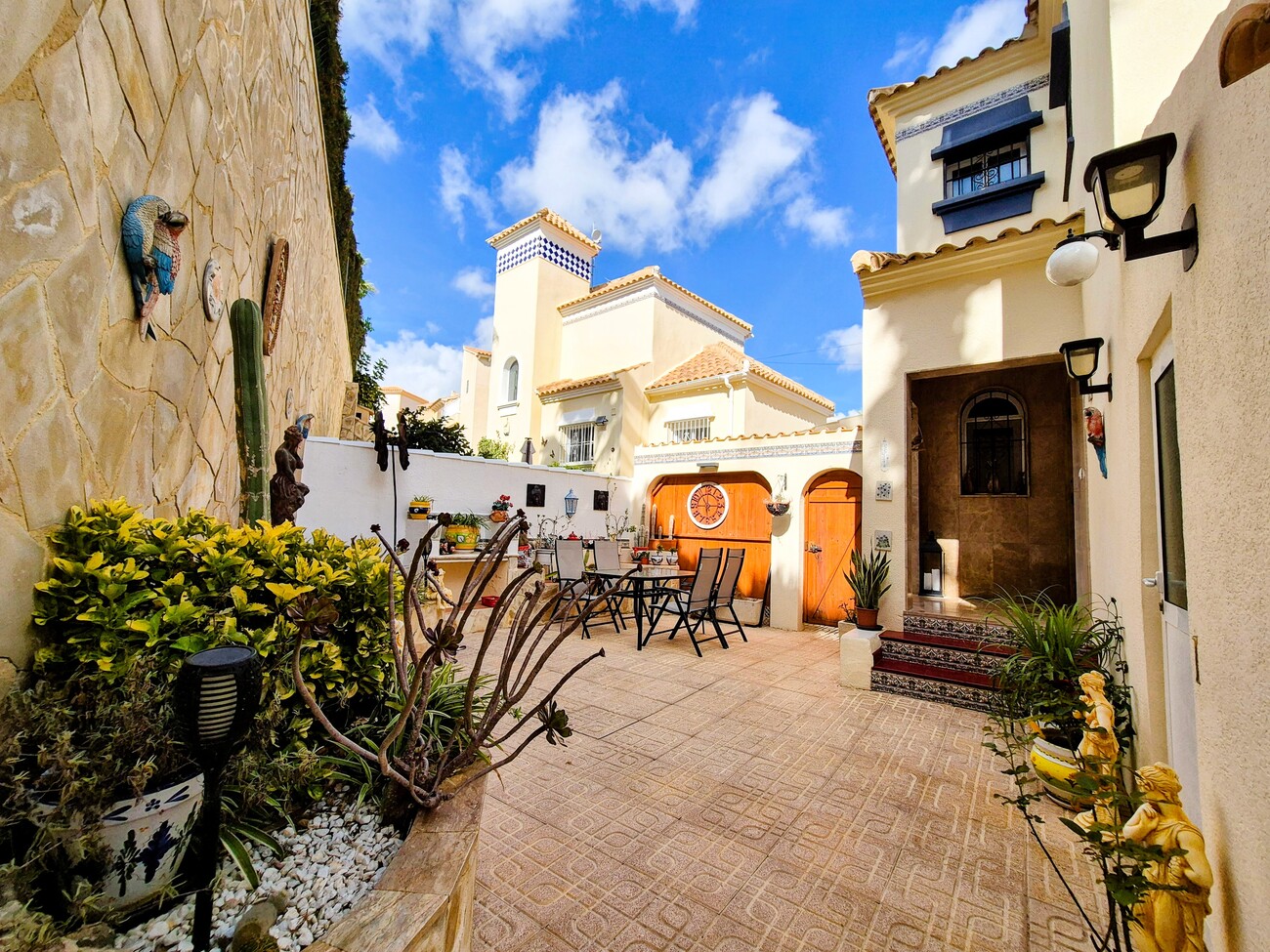 villa-villamartin-cbhd9007-8 Villa for Sale in Villamartin, Alicante