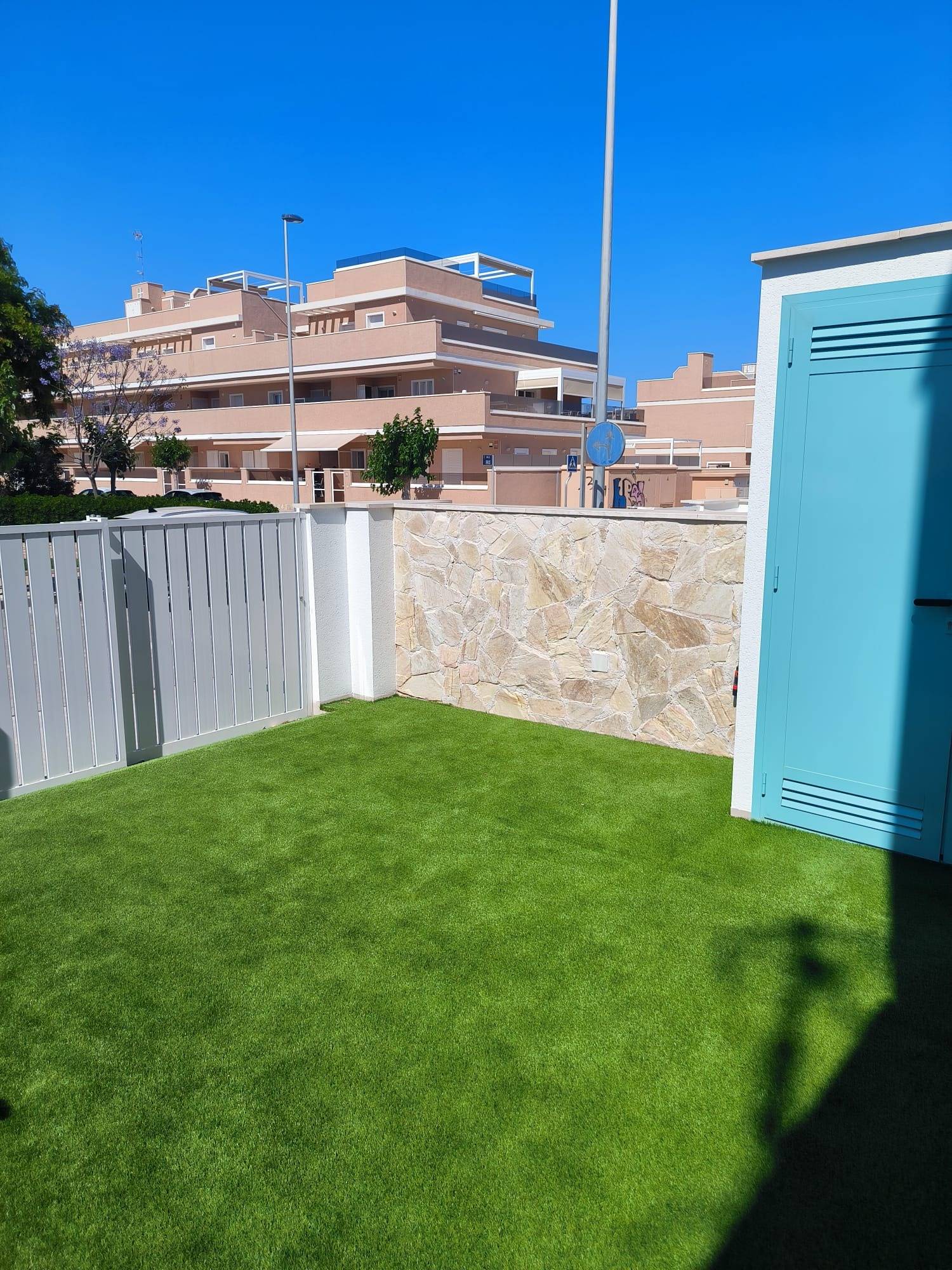 Bungalow for Sale in Pilar de La Horadada, Alicante