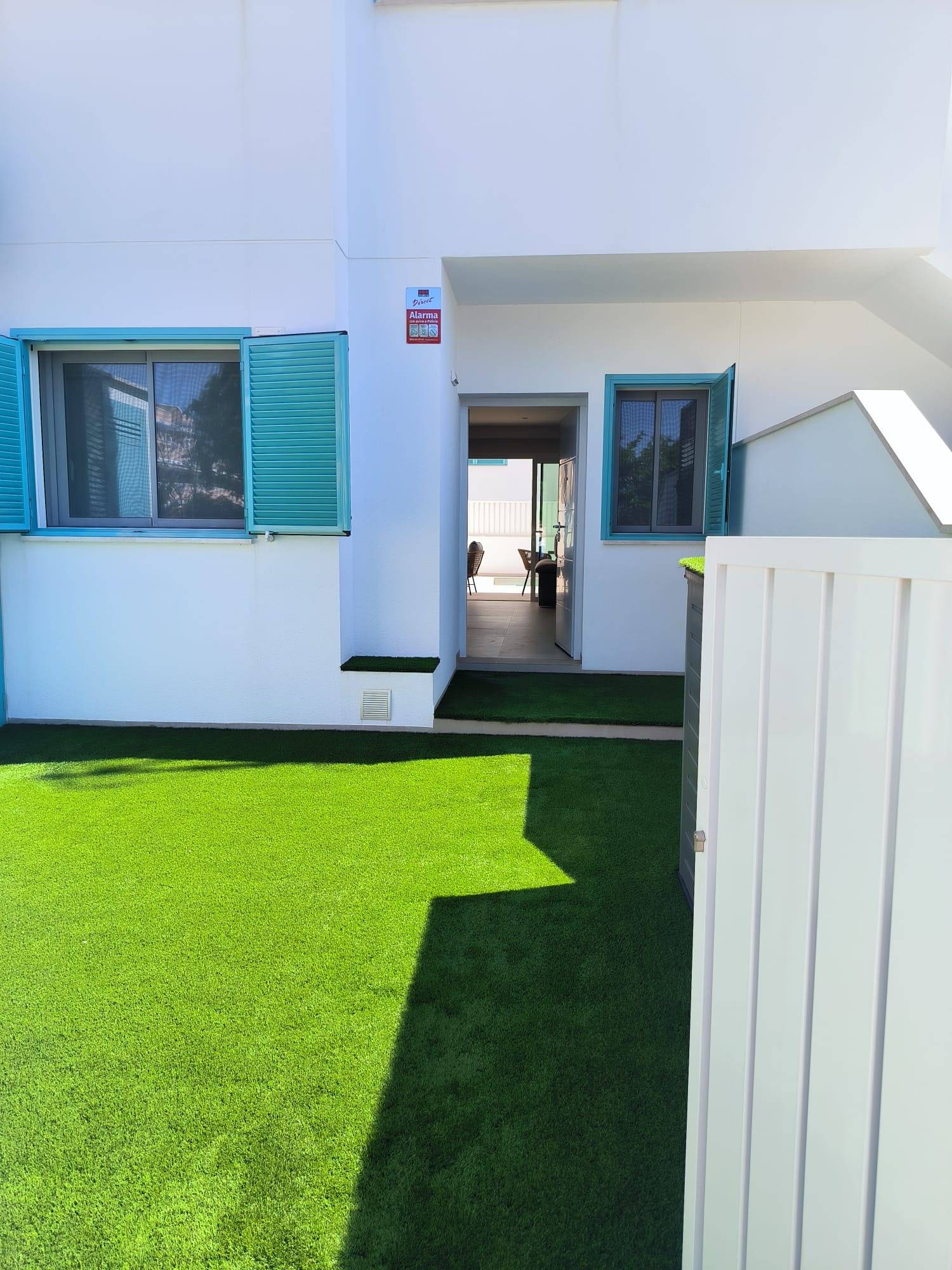 Bungalow for Sale in Pilar de La Horadada, Alicante