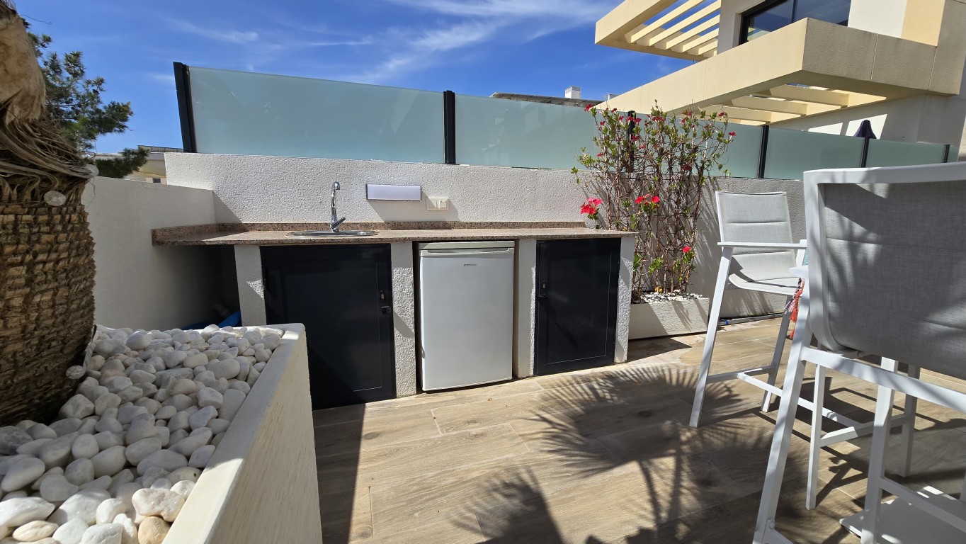 Villa for Sale in Los Montesinos, Alicante