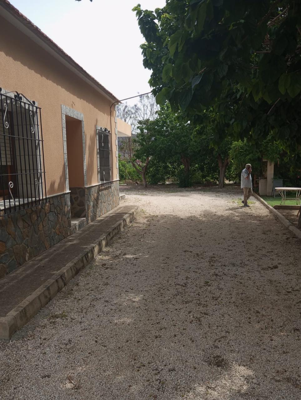 Country House for Sale in Redovan, Alicante