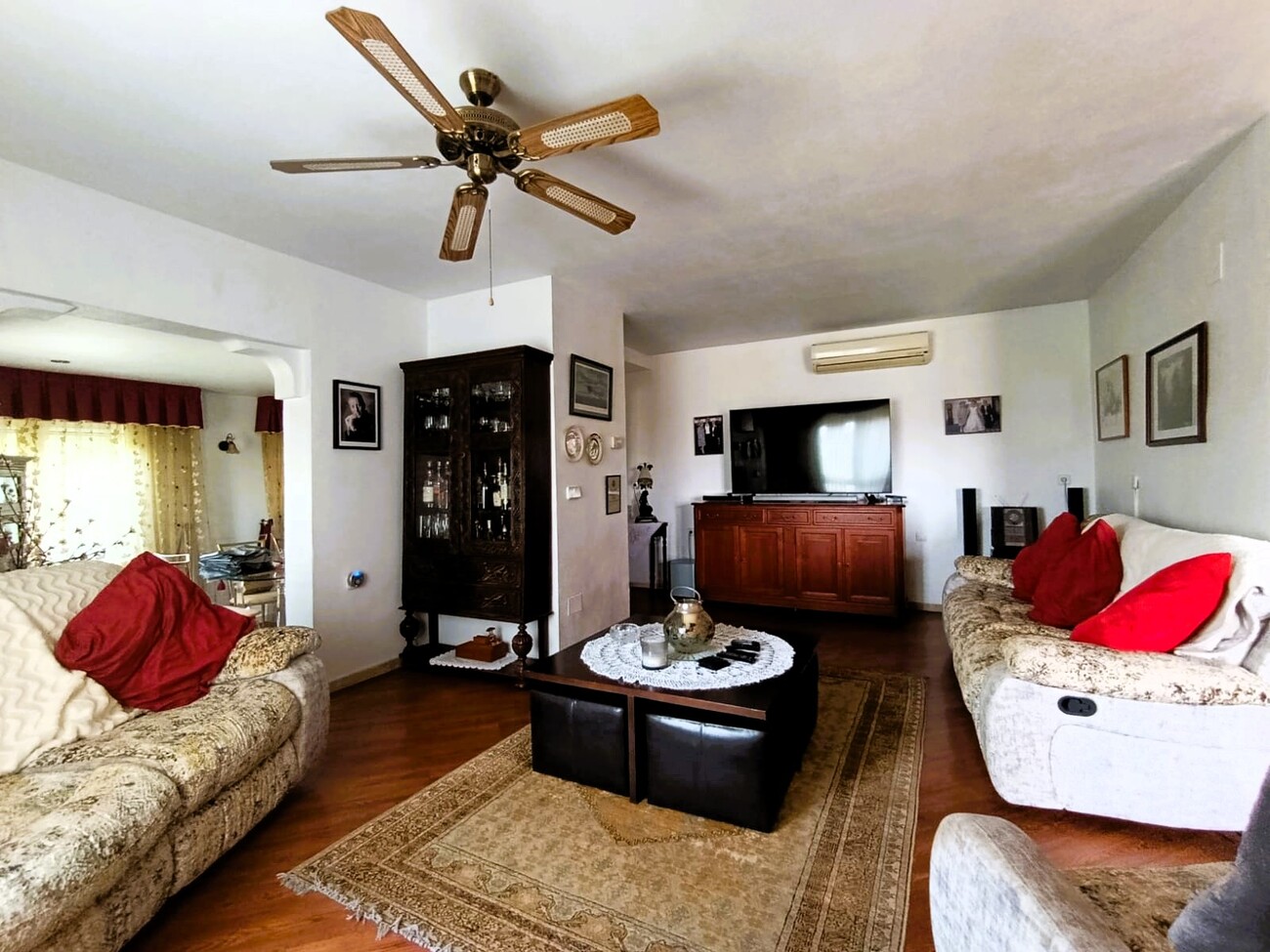 Villa for Sale in Las Ramblas Golf, Alicante