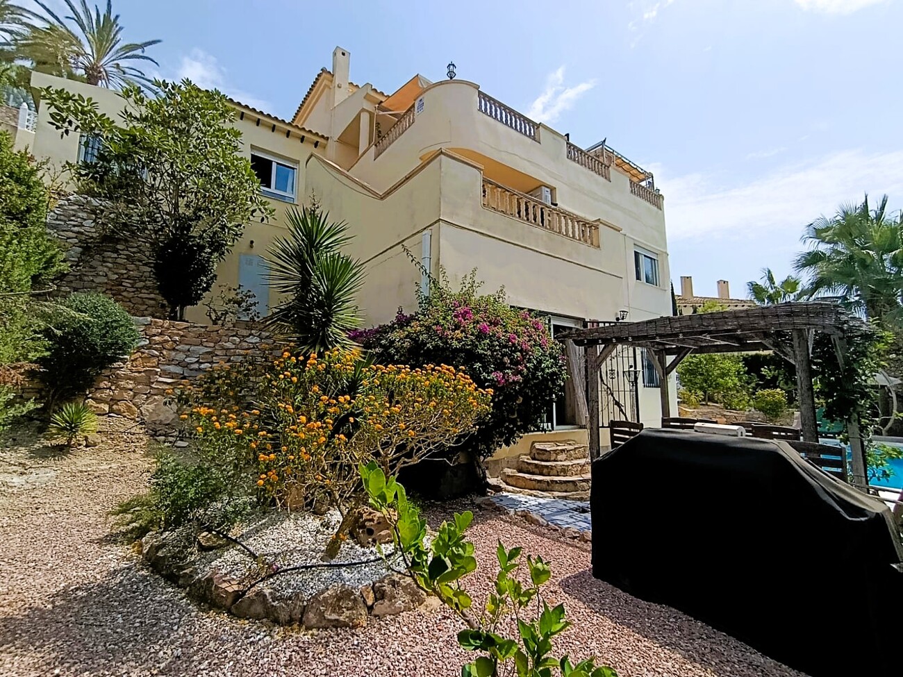 Villa for Sale in Las Ramblas Golf, Alicante
