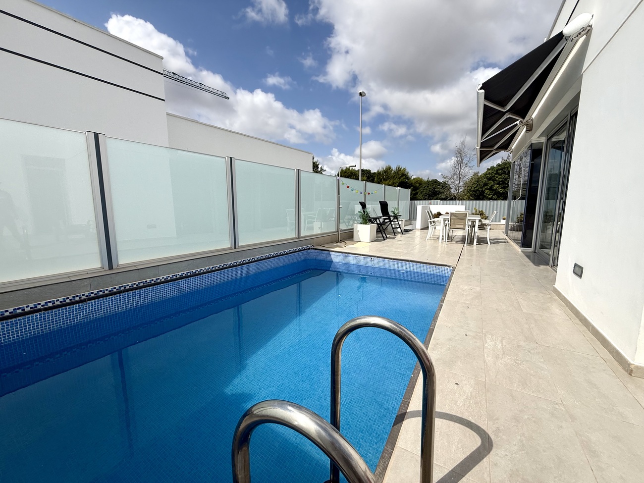 Villa for Sale in Dolores, Alicante