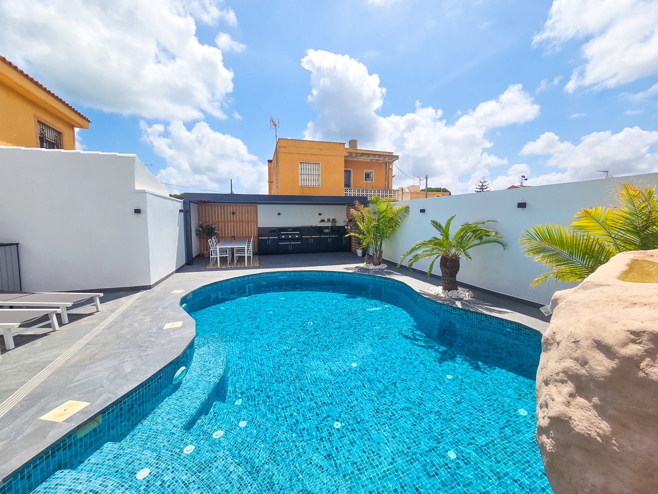 Town House for Sale in Los Urrutias, Murcia