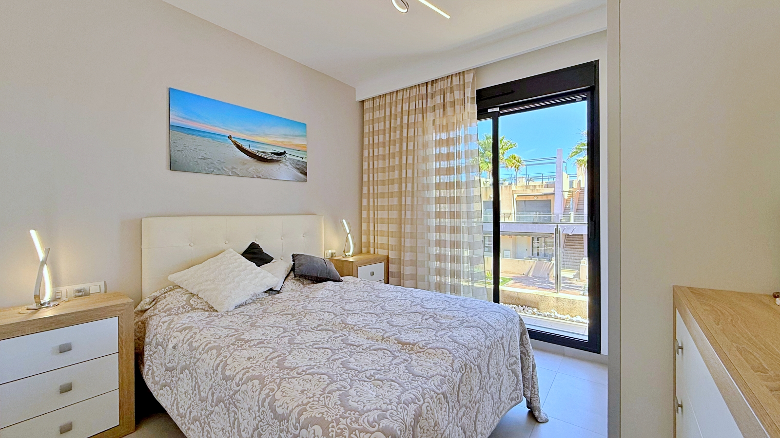 Penthouse for Sale in Pilar de La Horadada, Alicante