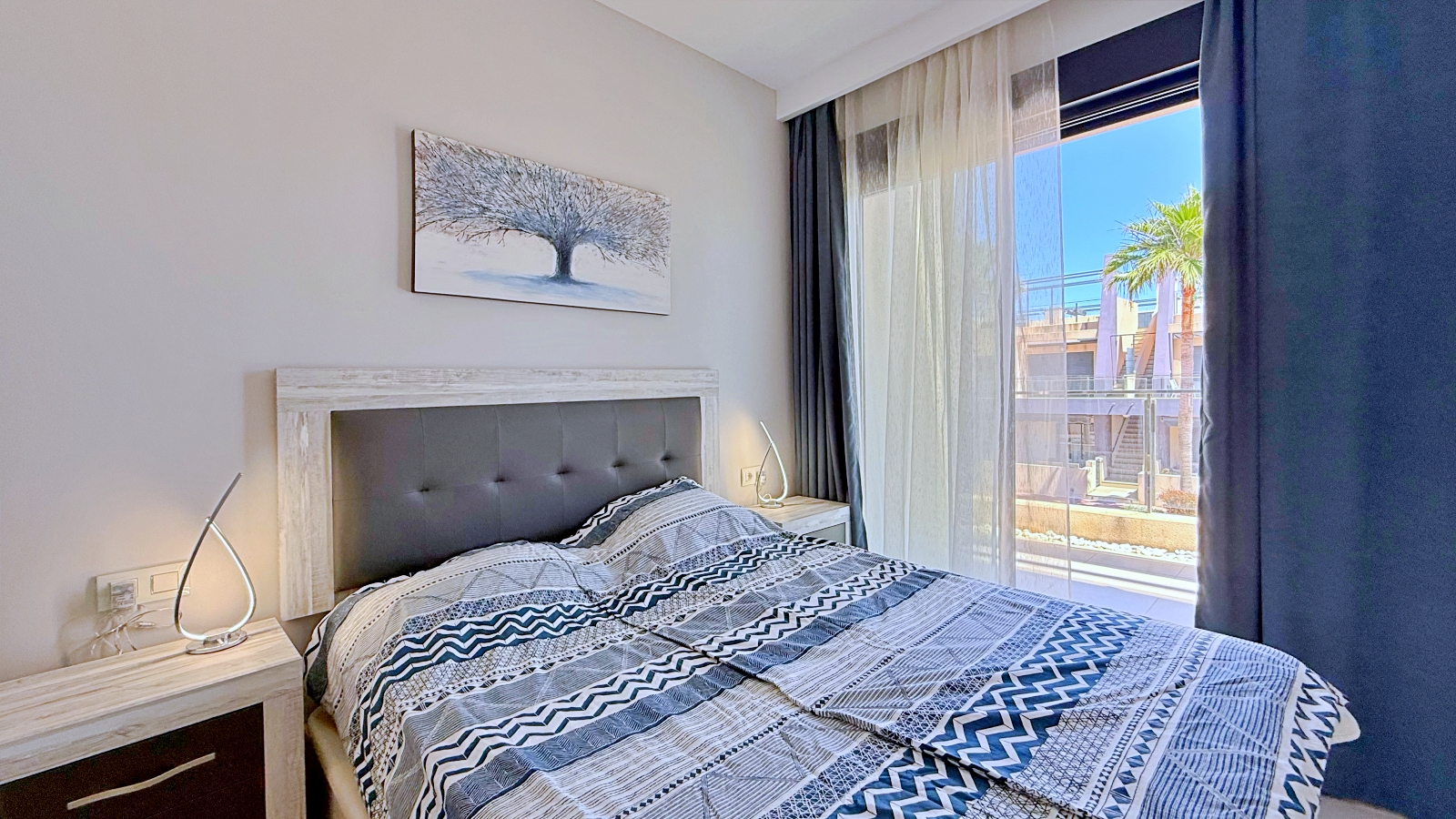 Penthouse for Sale in Pilar de La Horadada, Alicante