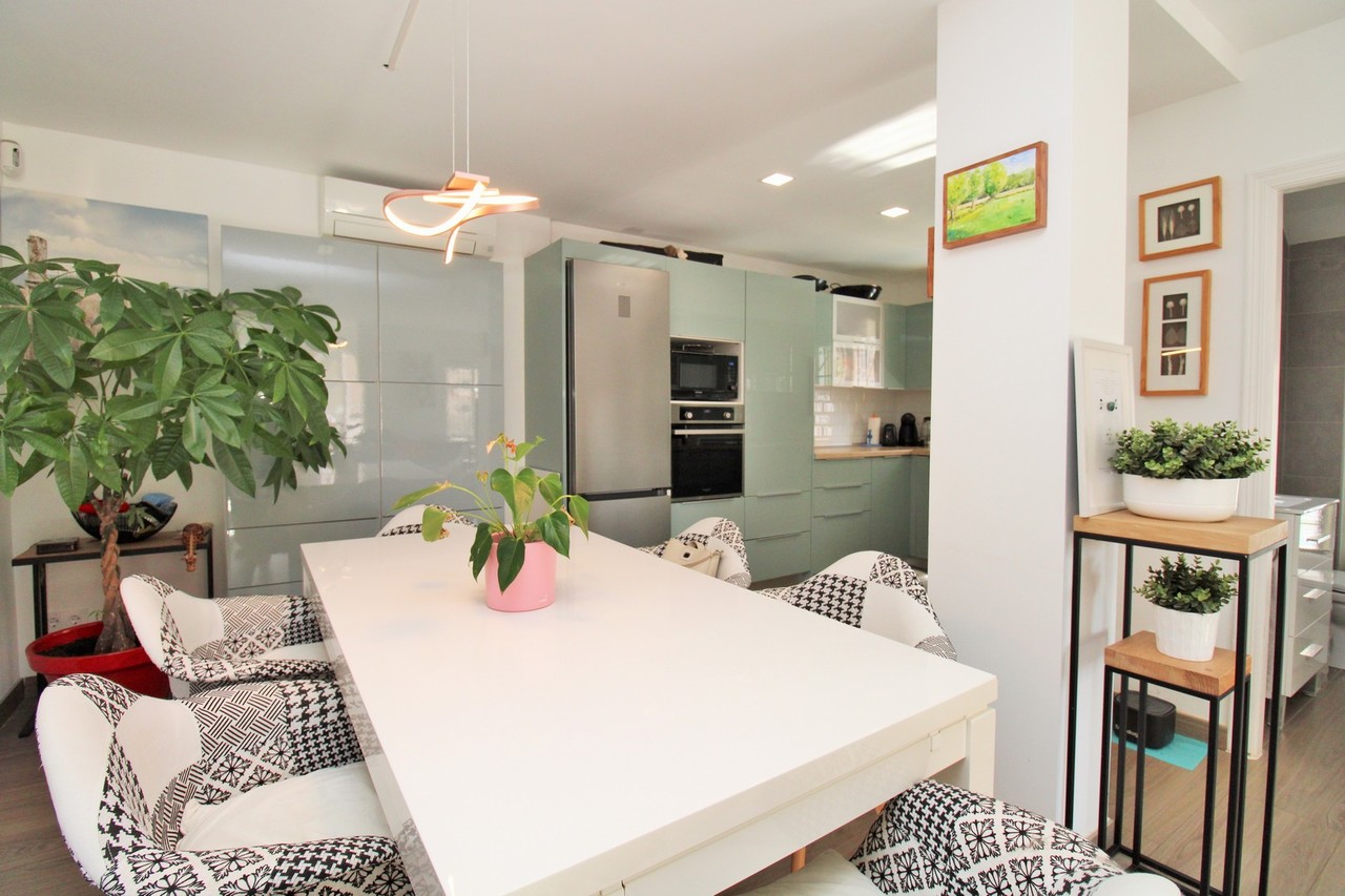 Town House for Sale in Villamartin, Alicante
