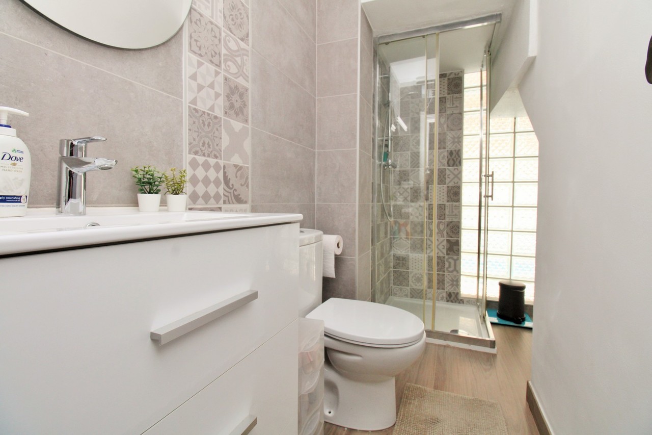 Town House for Sale in Villamartin, Alicante