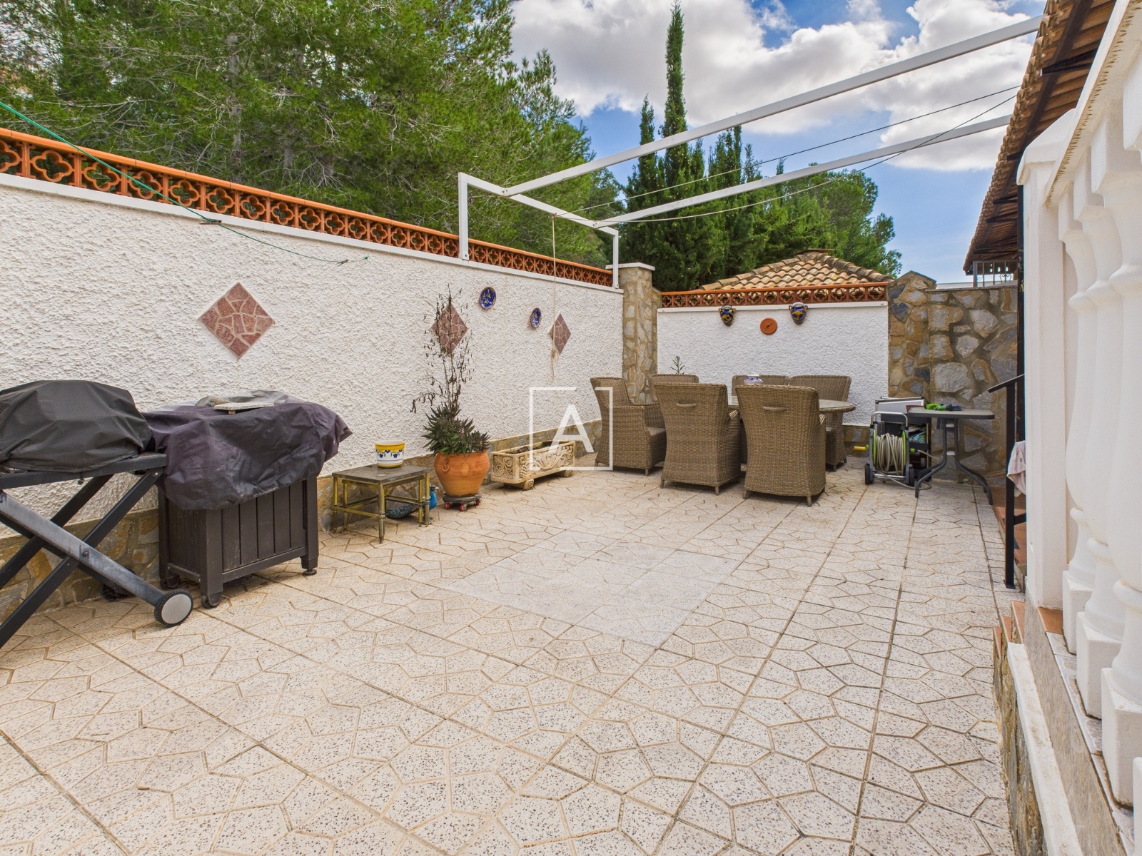 Villa for Sale in Pinar de Campoverde, Alicante