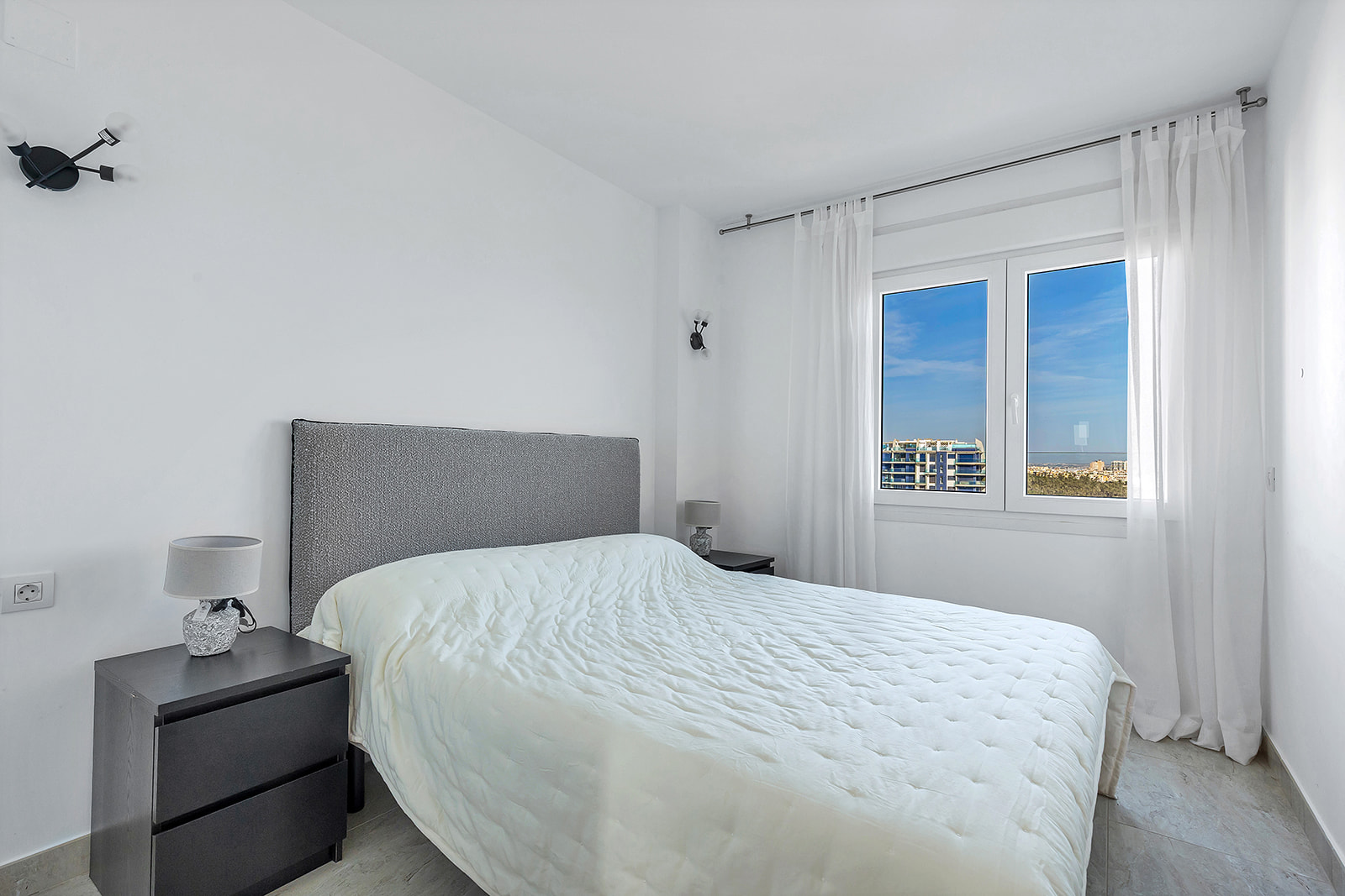 Penthouse for Sale in Torrevieja, Alicante