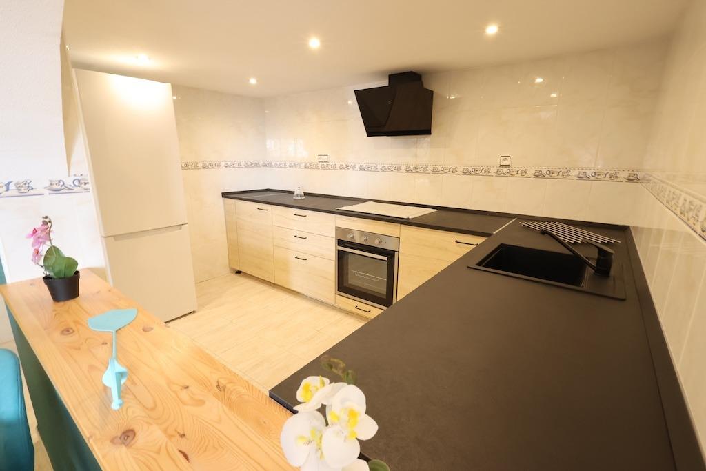 Villa for Sale in San Miguel de Salinas, Alicante