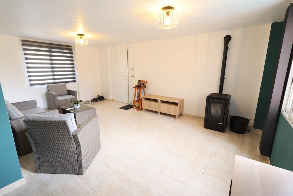 Villa for Sale in San Miguel de Salinas, Alicante